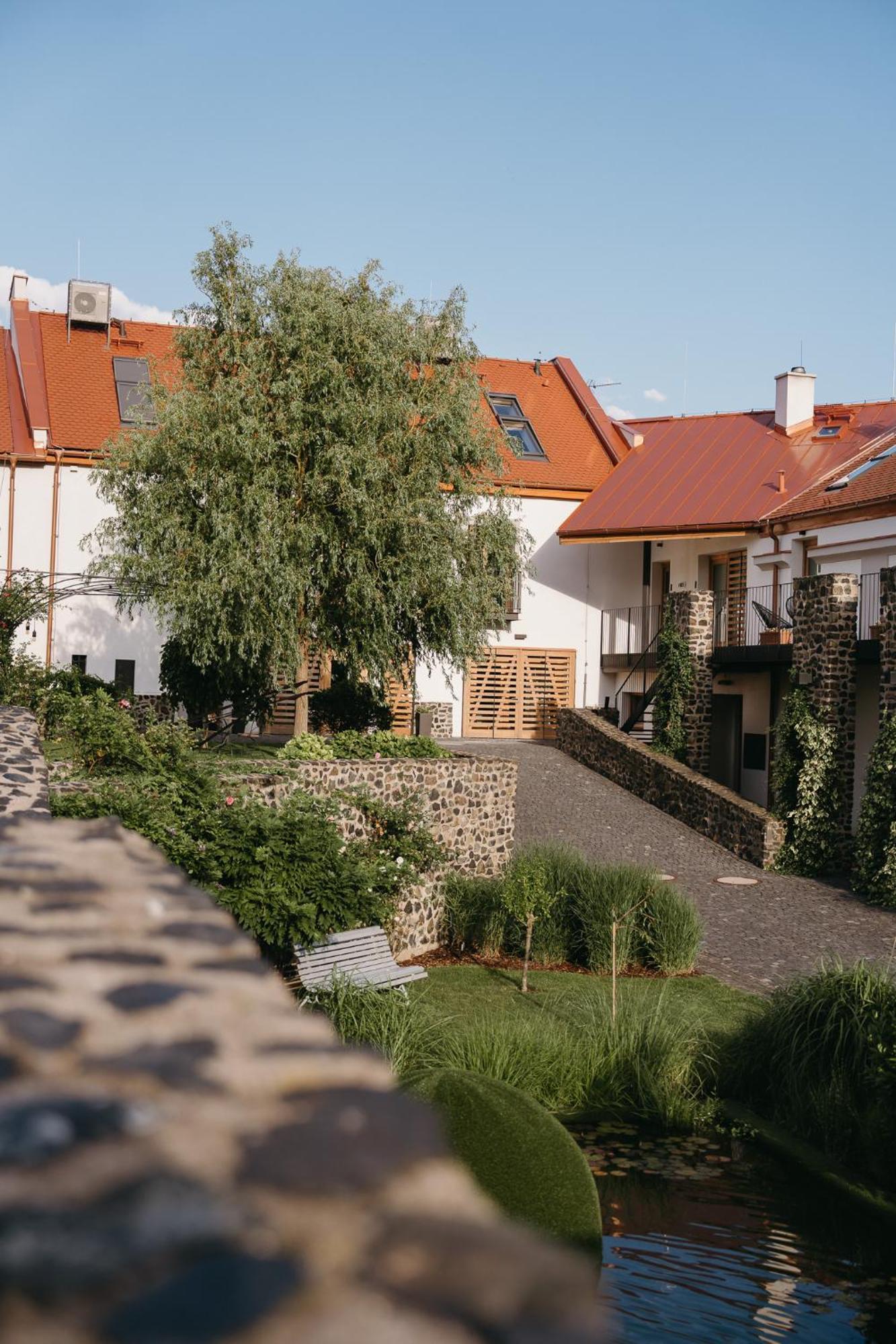 Oblik Resort Louny Exterior foto