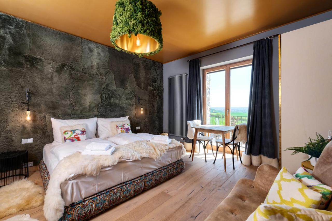 Oblik Resort Louny Exterior foto